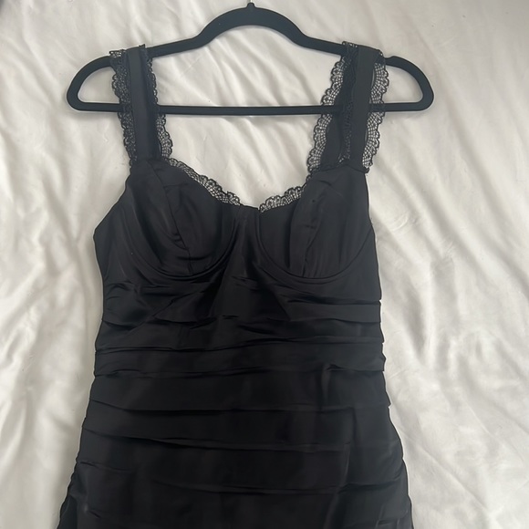 Revolve MIDI Dress in Black- ASTR The Label - Picture 4 of 4